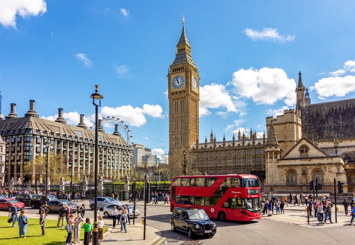 Emirates Flights to London