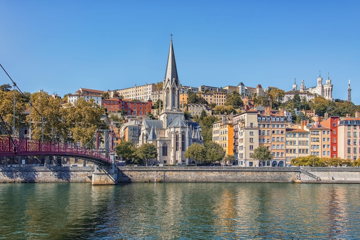 Best Flight Deals to France