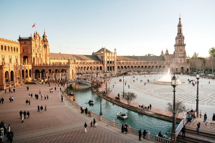 Book Flights to Barcelona