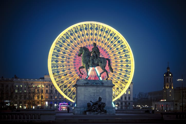 Book Flights to Lyon