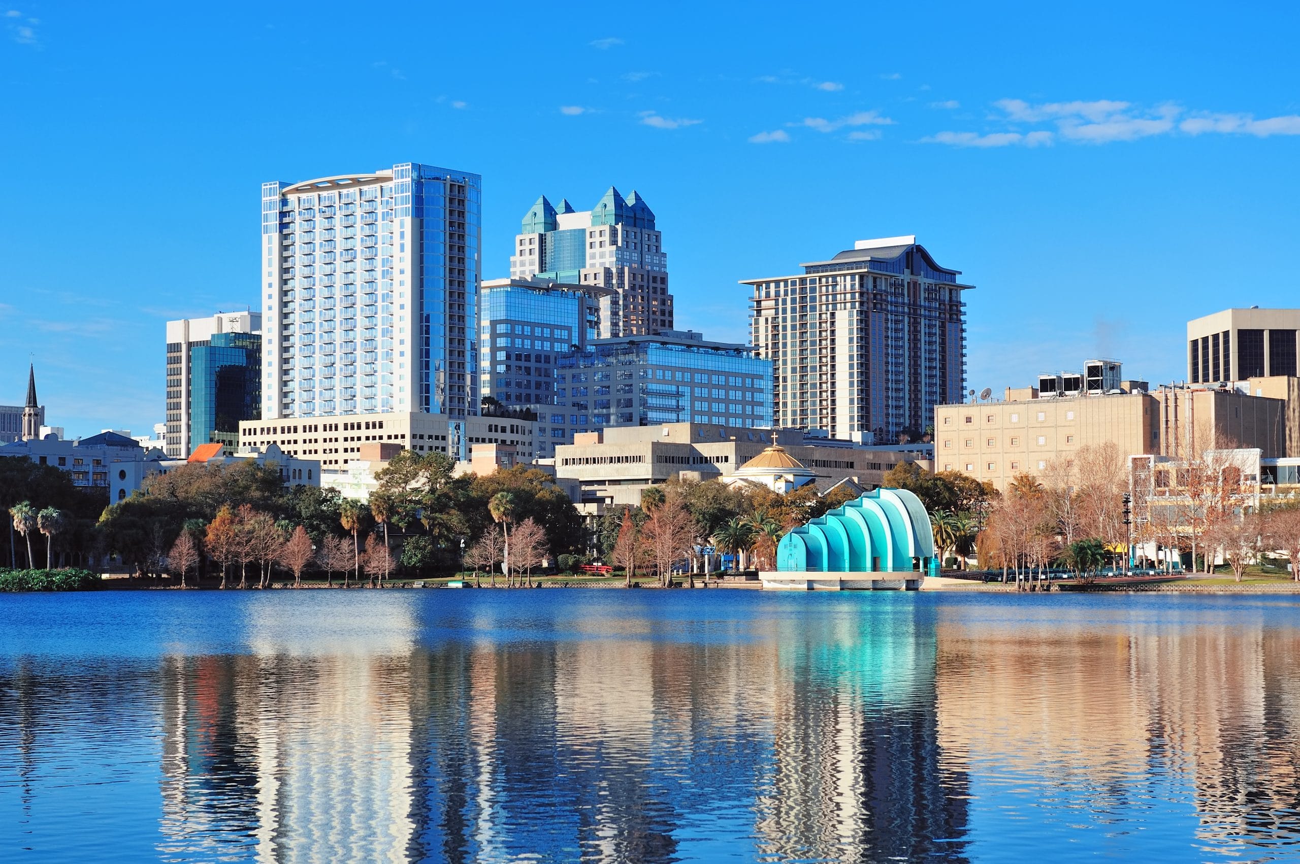 How to Find Cheap Flights from Orlando in Any Season